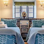 2 Bed In Bakewell 94155