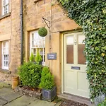 Pudding Cottage In Bakewell