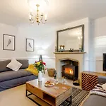 5 Bed In Bakewell 76635