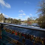 2 Bed In Bakewell Pk841