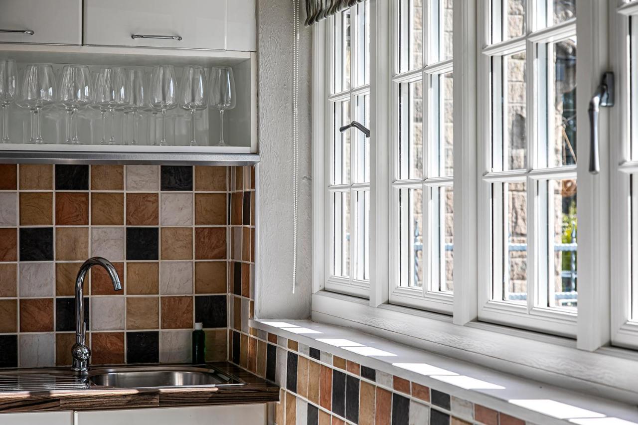 The Belle - A Lovingly Converted Grade Ii Listed From In * Bakewell