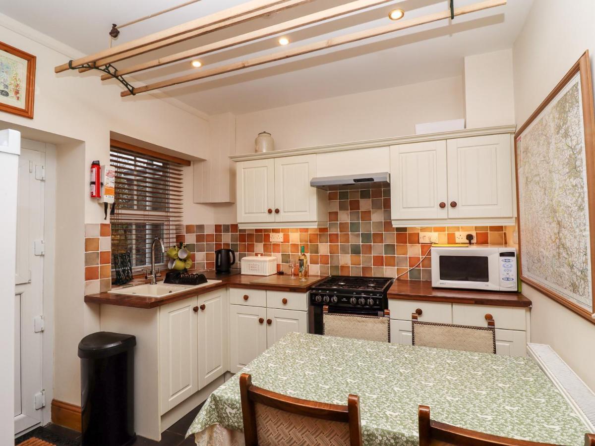 Holiday home Longstone View