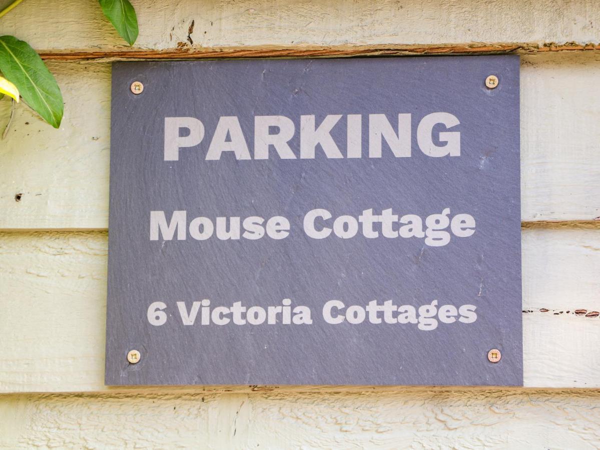 Mouse Bakewell