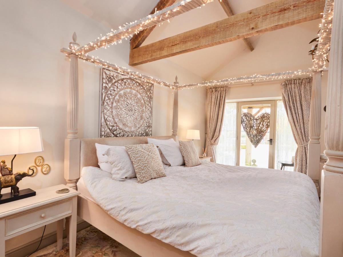 Nest * Bakewell
