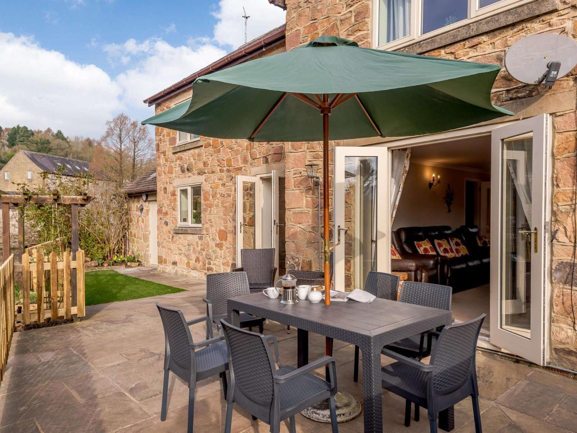 4 Bed In Pk911 Holiday home *
