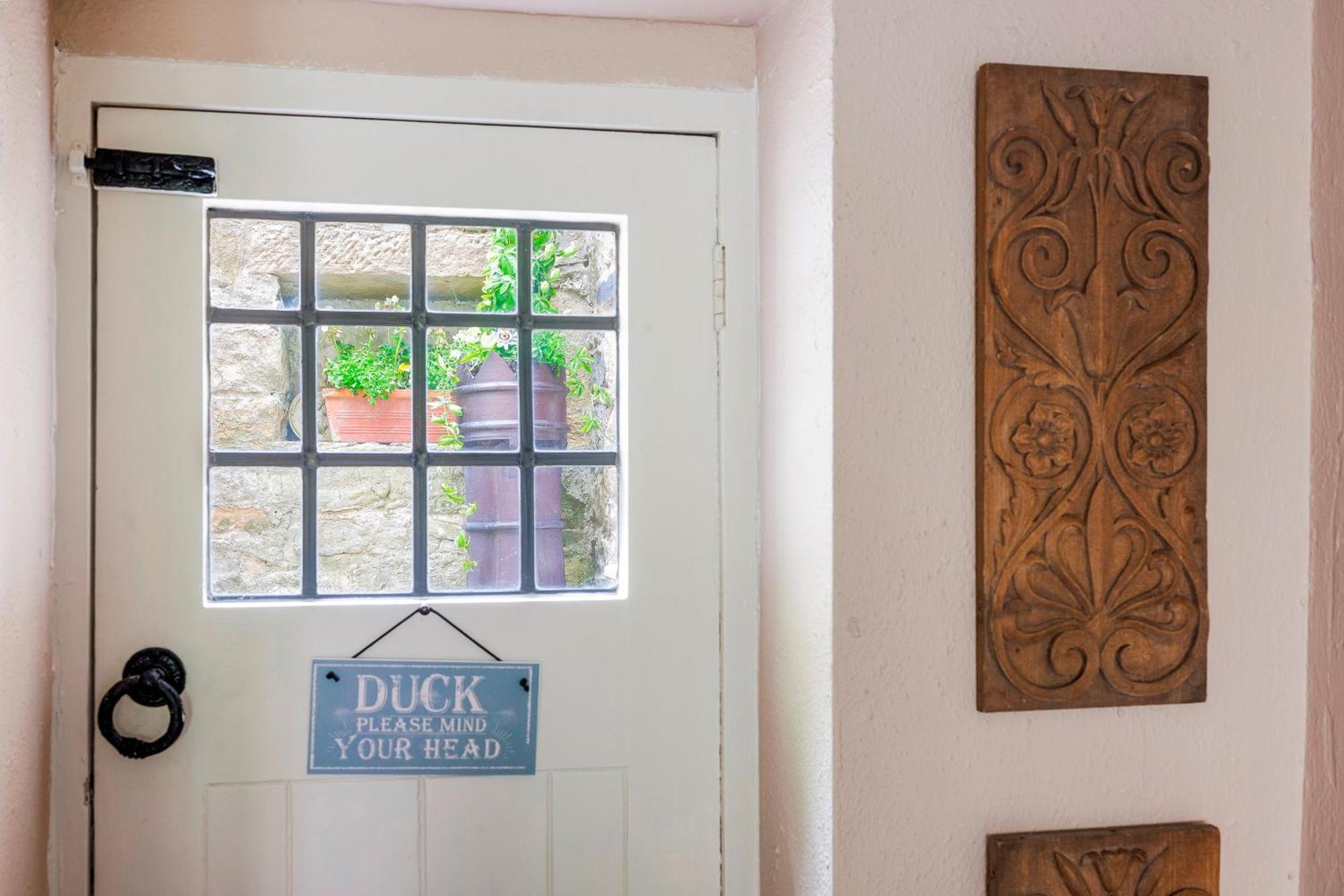 Dial - - Quintessential In The Heart Of Pass The Keys