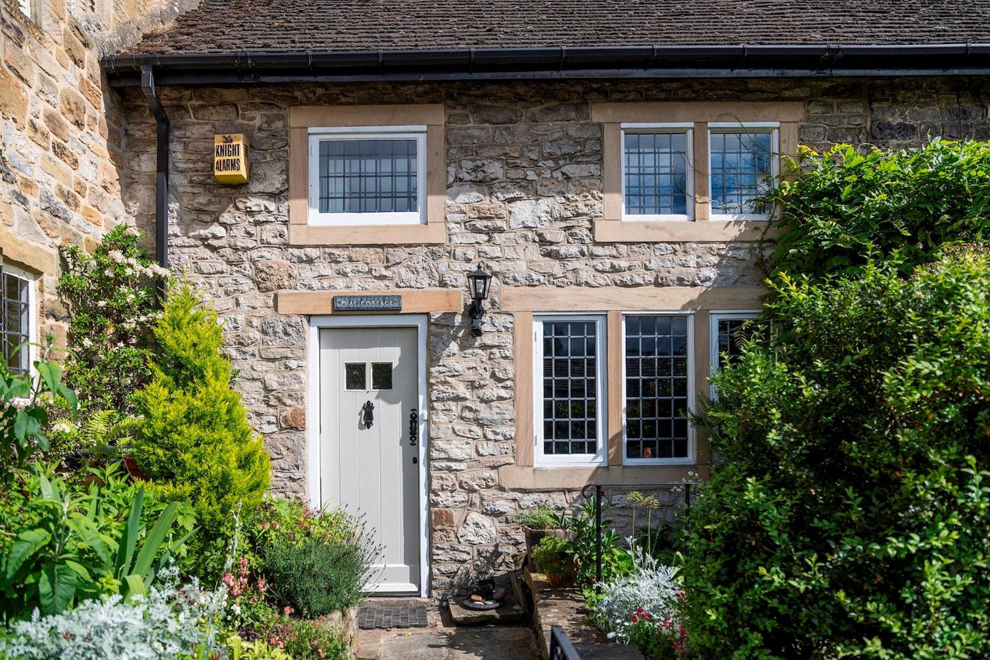 Dial - - Quintessential In The Heart Of Pass The Keys * Bakewell