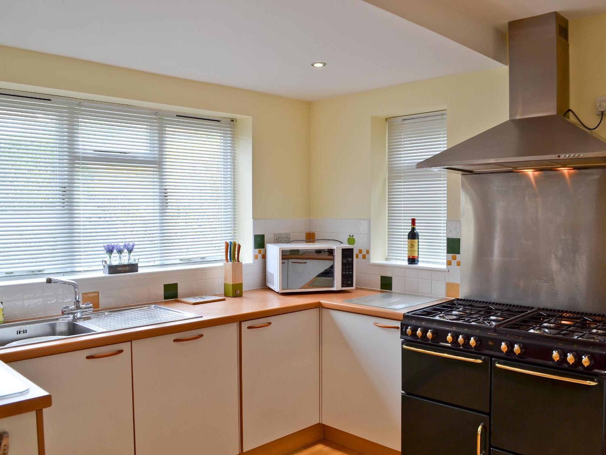 Holiday home Heather House *