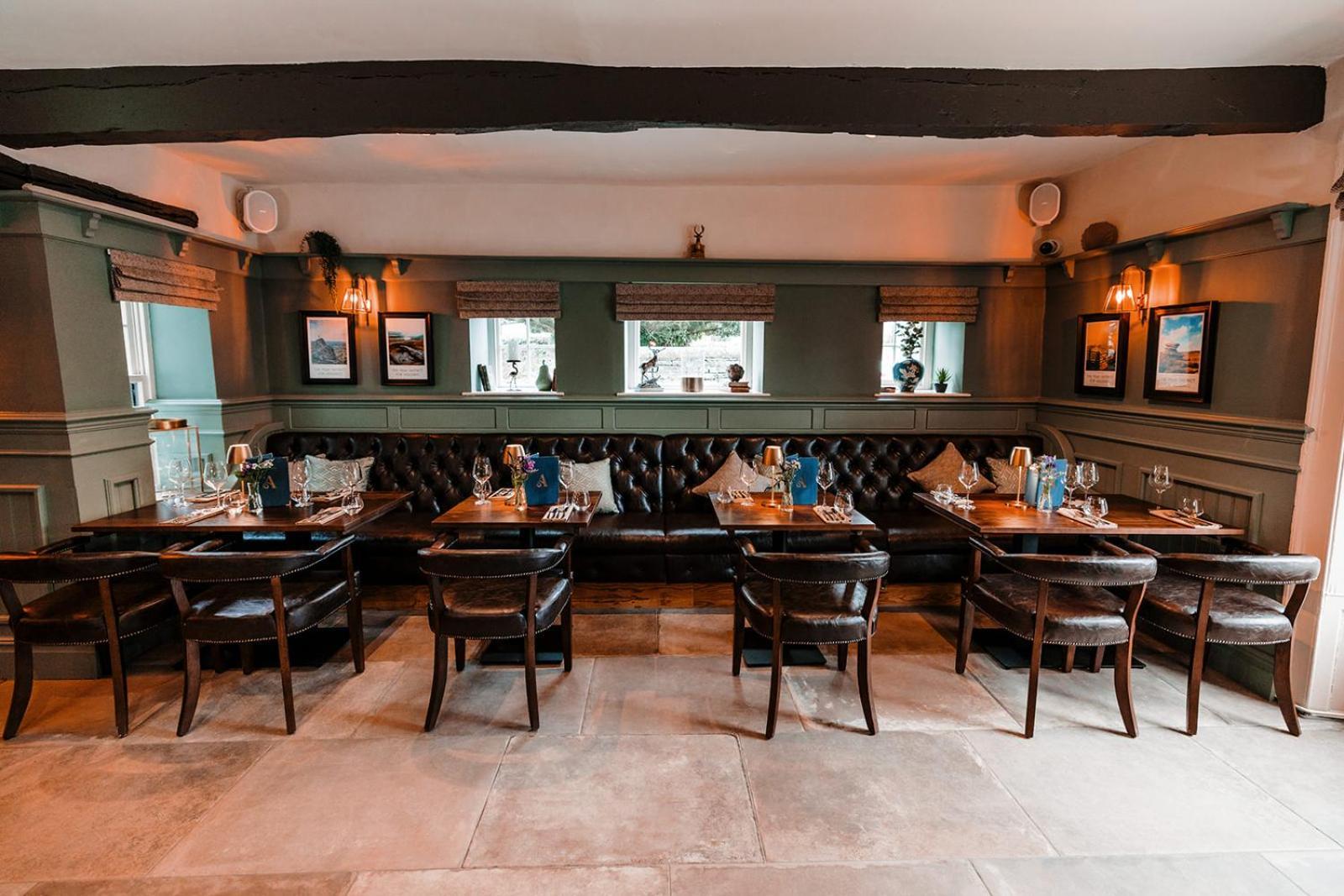 The Arms Hotel 4*