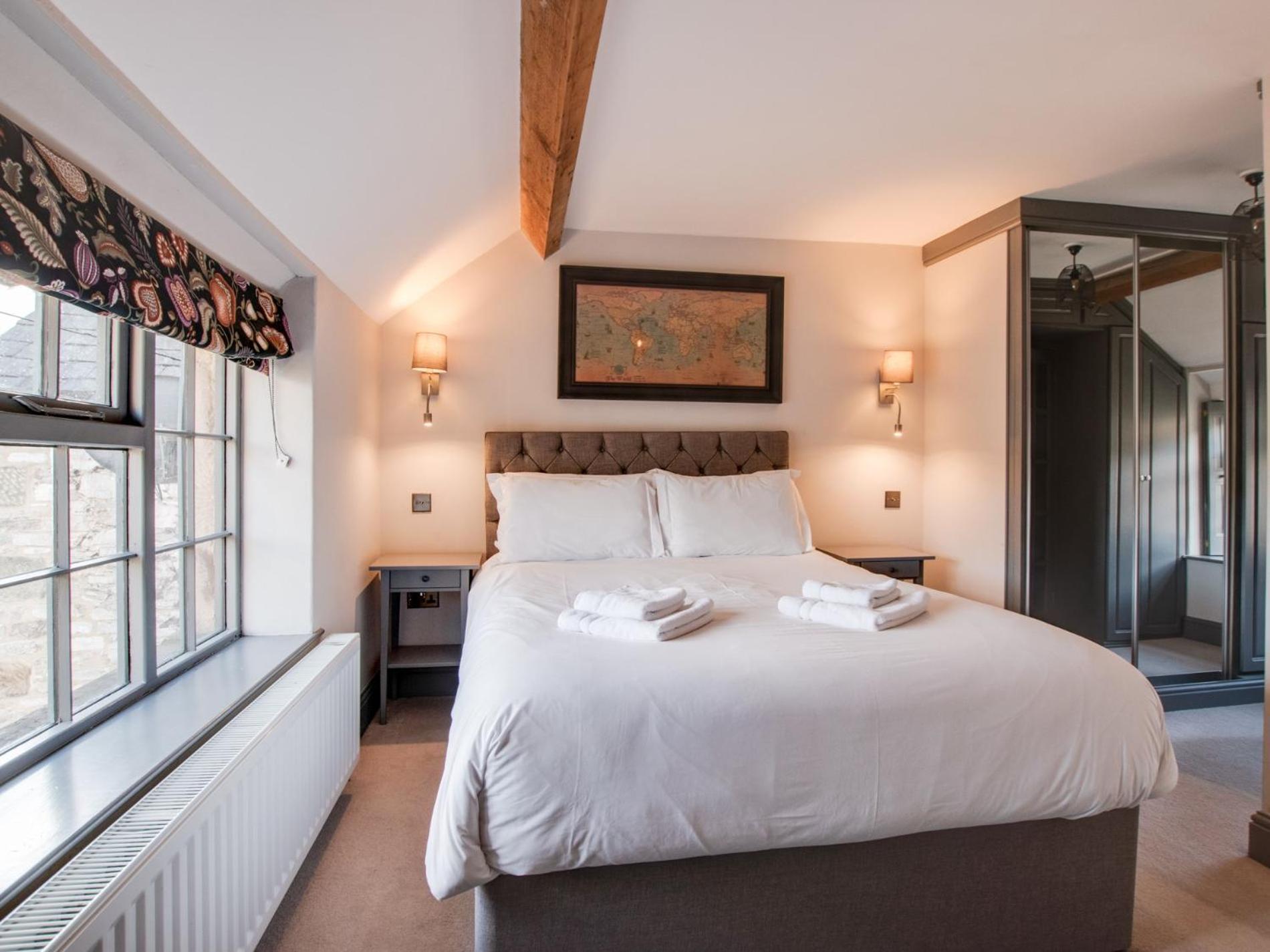 2 Bed In 91038