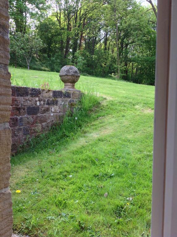Bed & Breakfast Gardeners Cottage B And B *