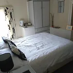 George Hotel