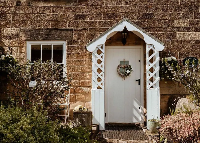Swallow Cottage & Swallow\'S Nest
