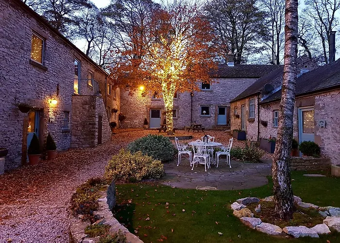 Haddon Grove Farm Cottages