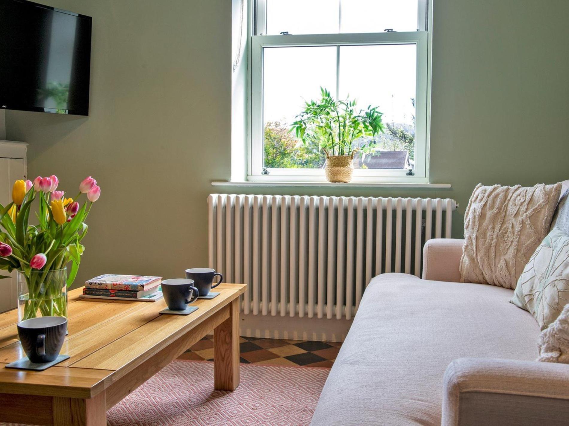 2 Bed In 90406 Holiday home